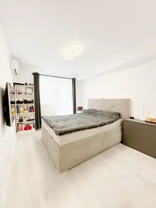 uhu image