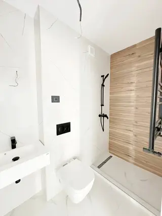 uhu image