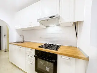 uhu image