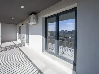 uhu image