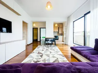 uhu image