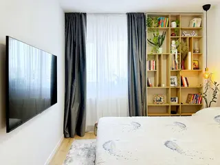 uhu image