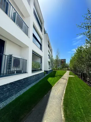 uhu image