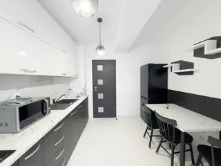 uhu image