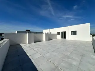 uhu image