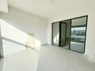 uhu image