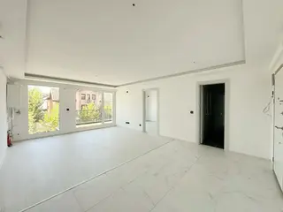 uhu image