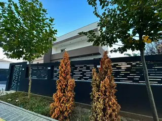 uhu image