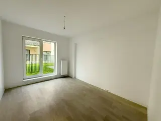 uhu image