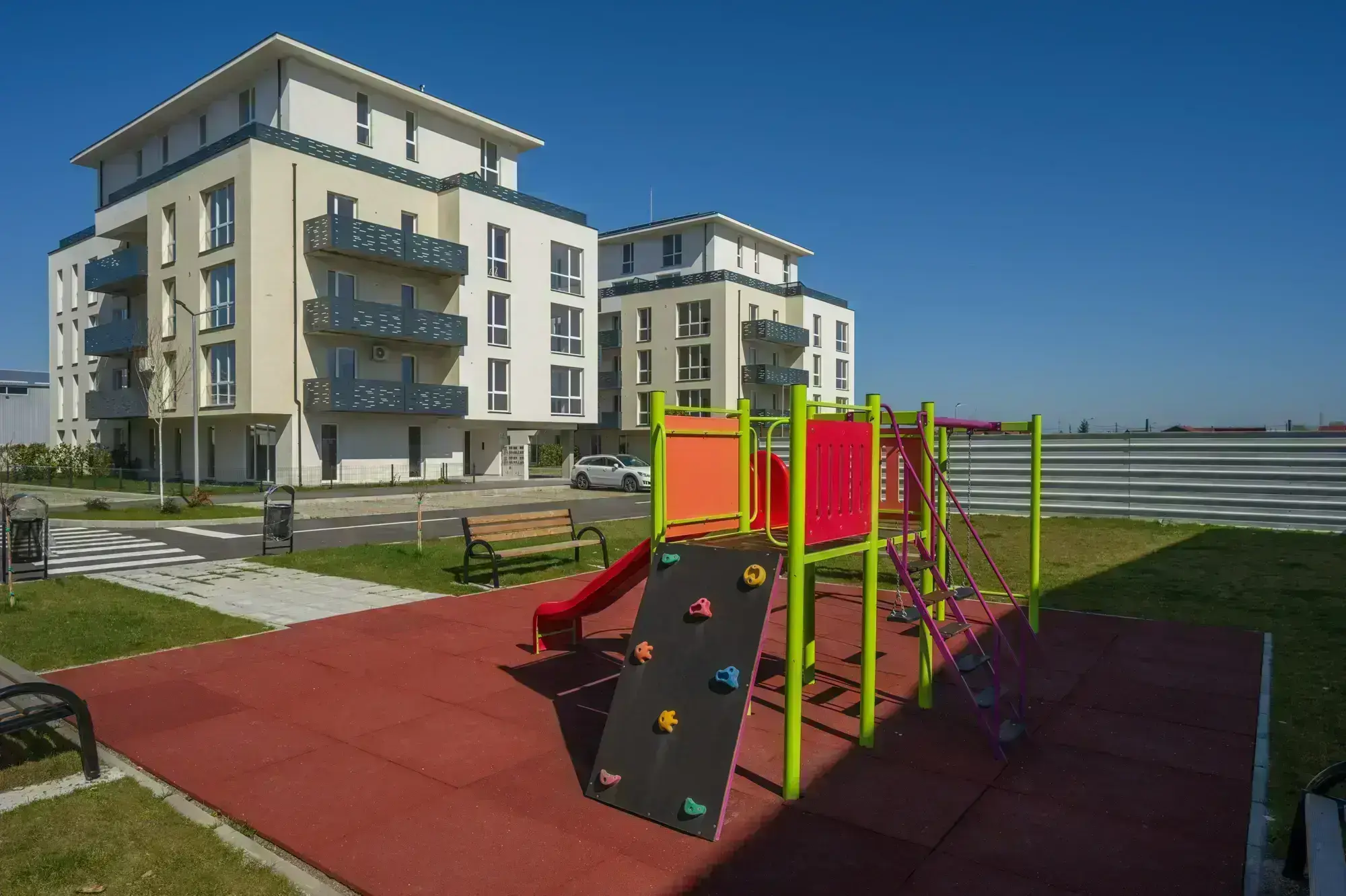 Studio The Suburb Buftea