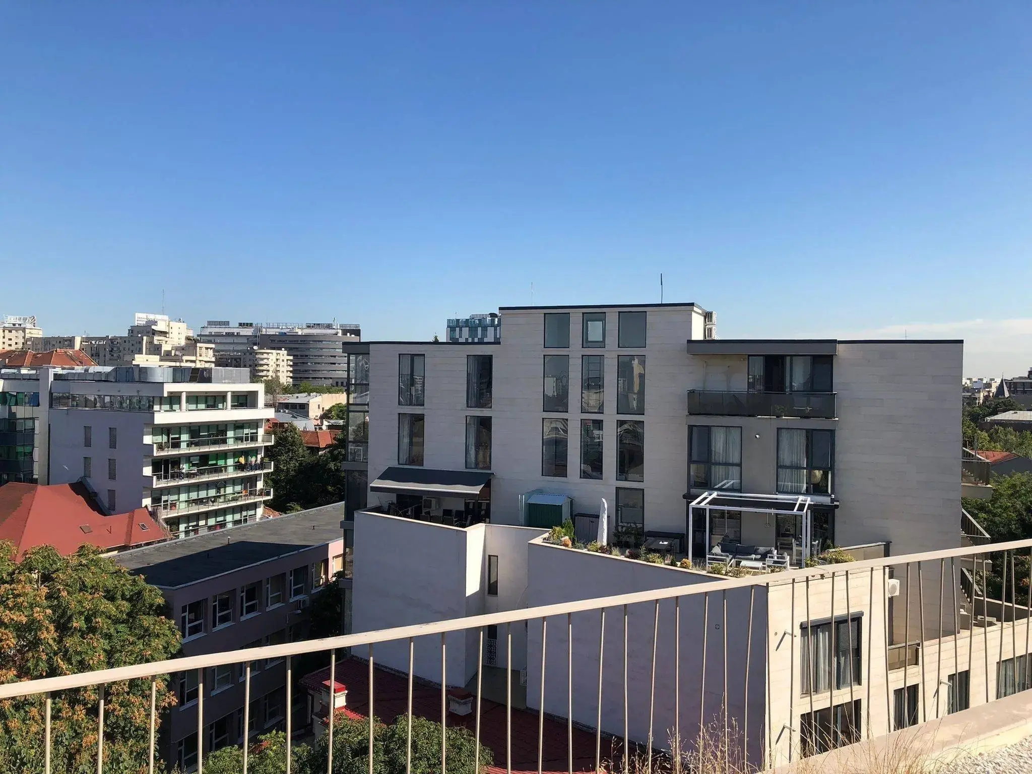 Penthouse cu vedere spectaculoasa piata Victoriei!